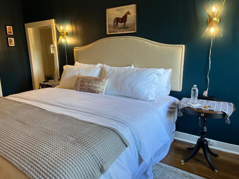 Deluxe Suite interior